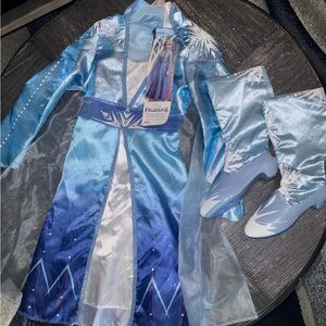 Disney Frozen II Elsa Costume Dress with Boots – Size [4/6]